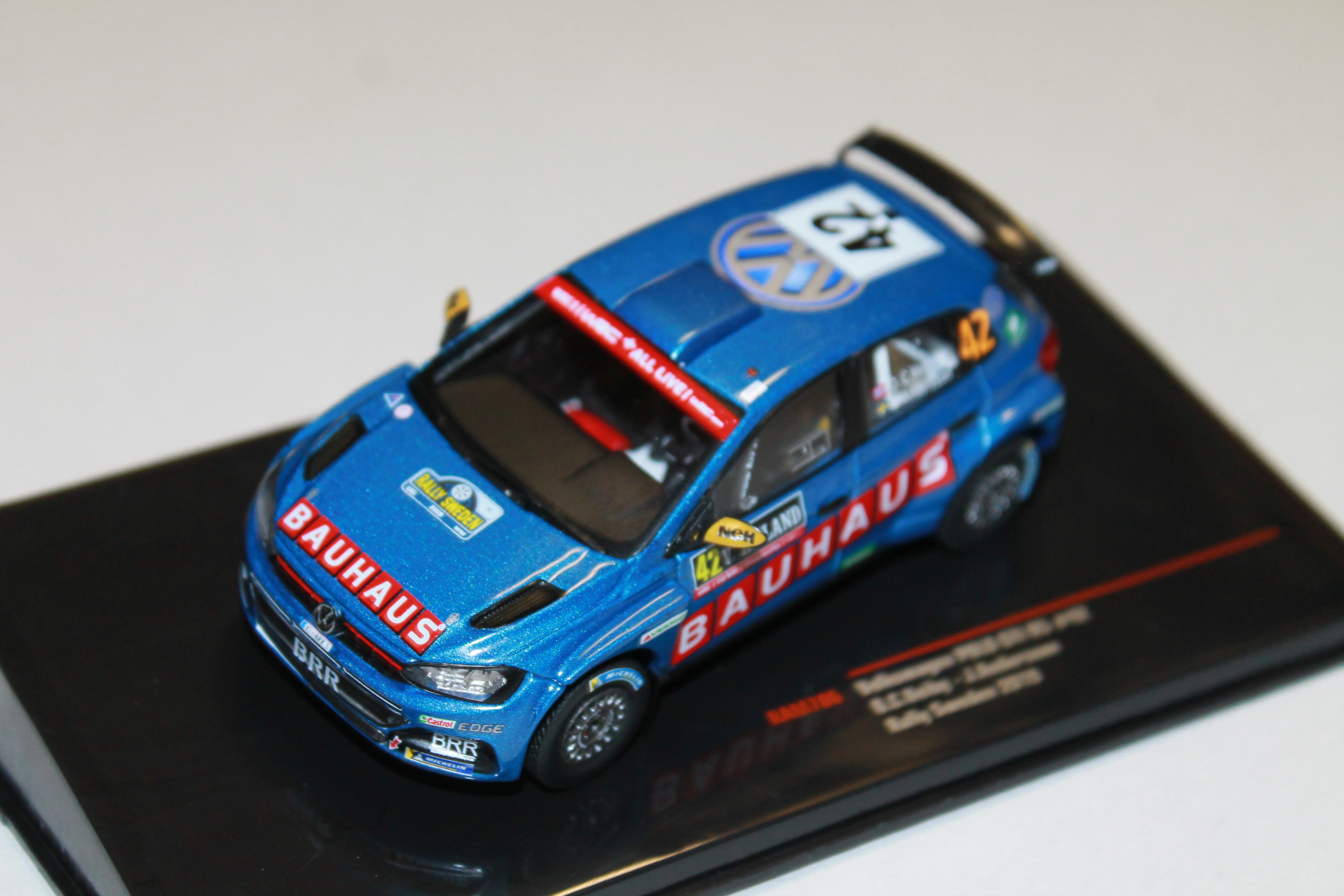 VOLKSWAGEN POLO GTI R5 N°42 RALLYE DE SUEDE 2019 IXO 1/43°