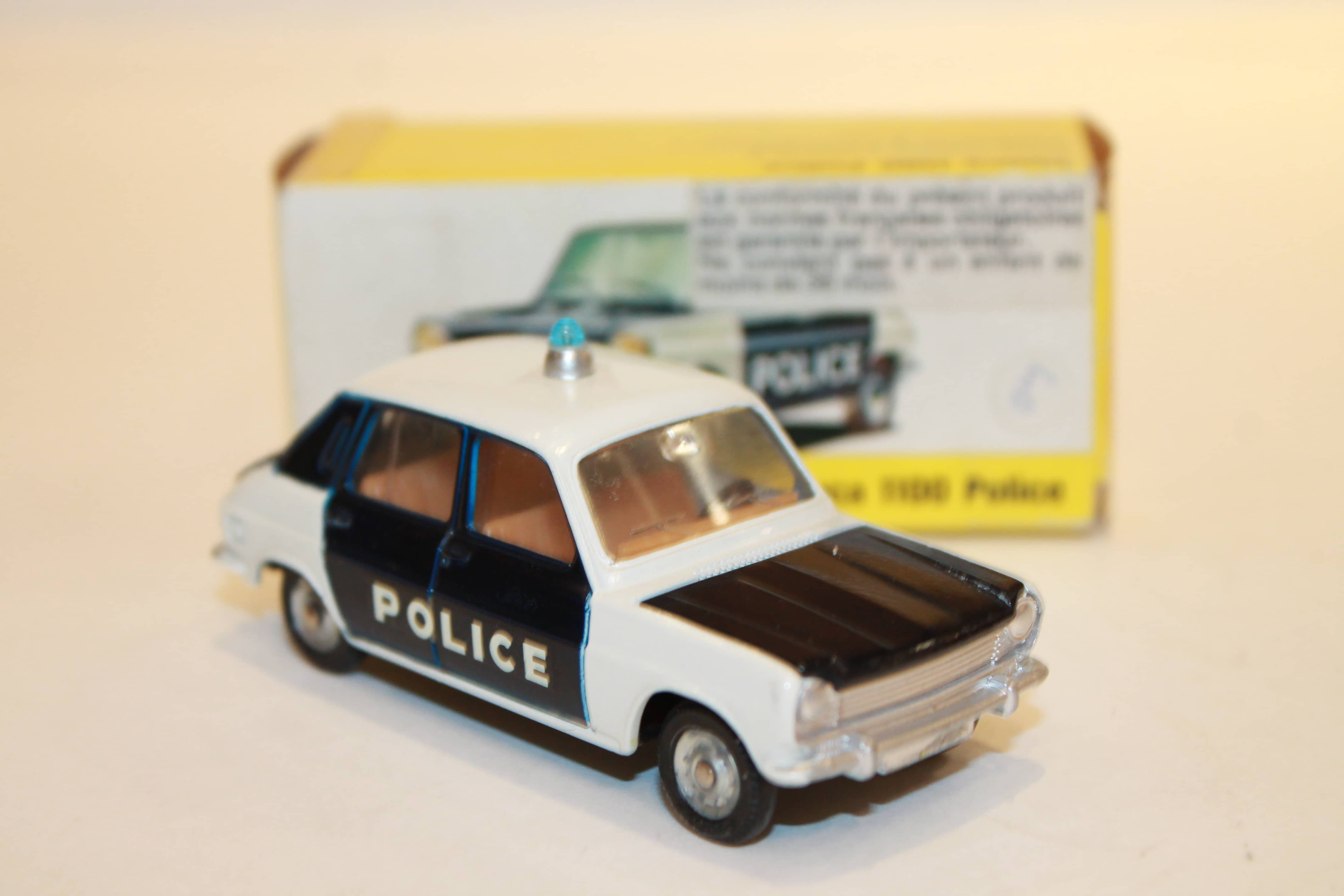 DINKY TOYS 1450 - Simca 1100 Police