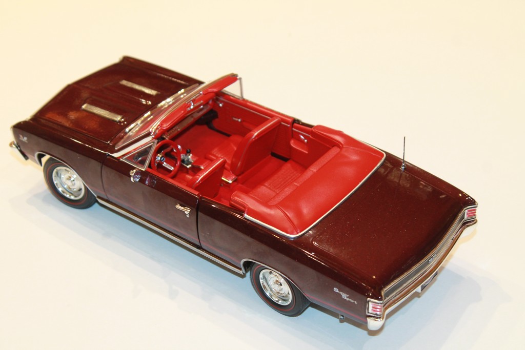 CHEVROLET CHEVELLE SS 396 CONVERTIBLE 1970 AUTO WORLD 1/18°