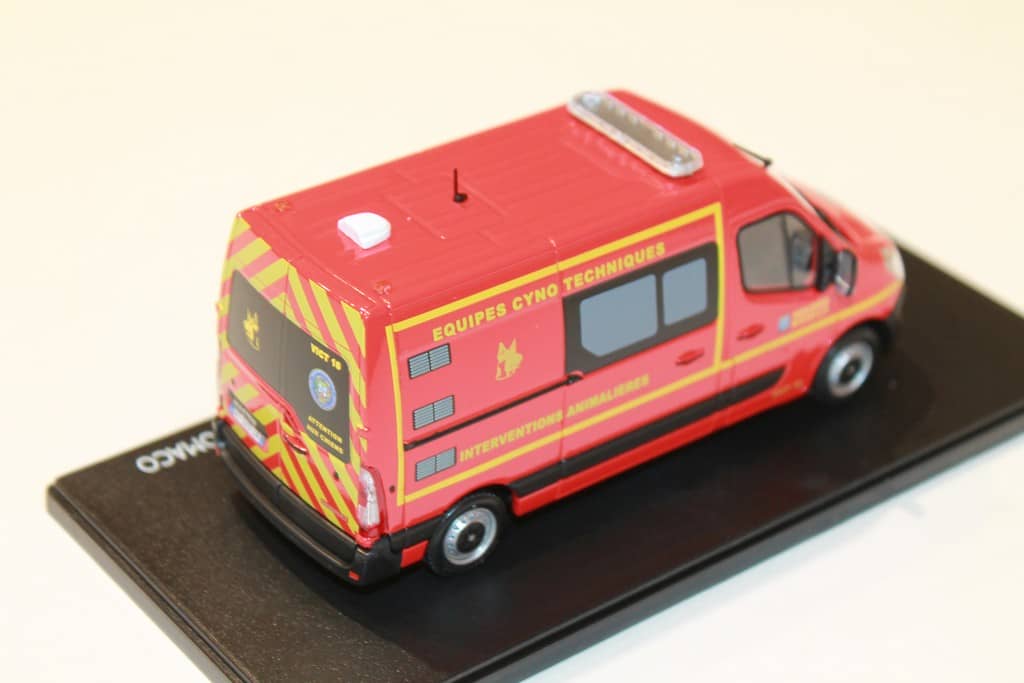 Renault Master Police 1/43 – Eligor 113086 – Miniature Collection Métal – Occasion
