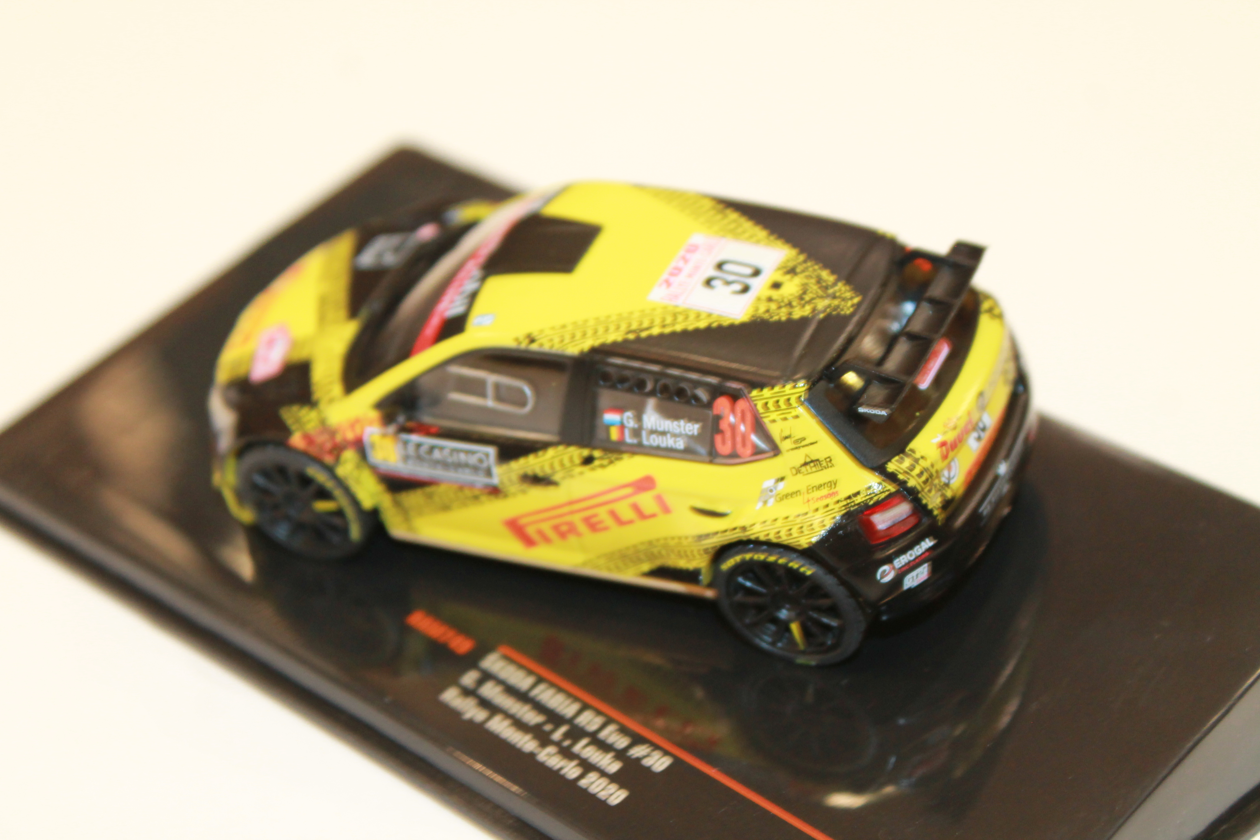 SKODA FABIA R5 N°30 RALLYE MONTE CARLO 2020 IXO 1/43°