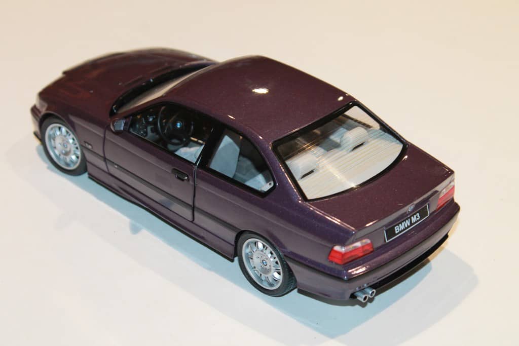 BMW E36 COUPE M3 VIOLET 1994 SOLIDO 1/18