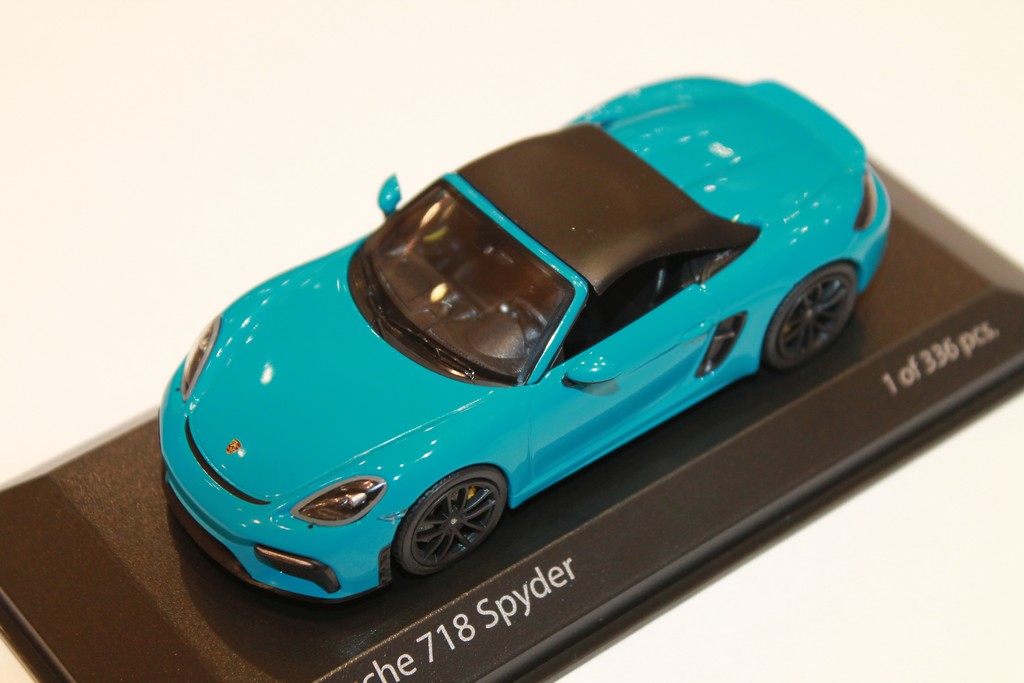 PORSCHE 718 SPYDER 2020 BLEU MINICHAMPS 1/43°