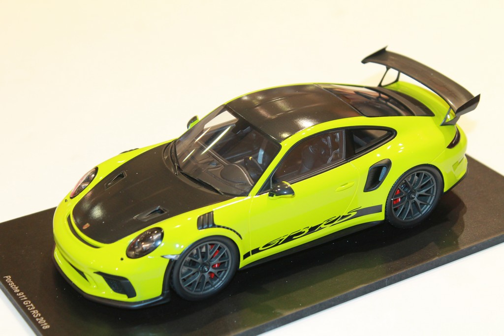 PORSCHE 911 GT3 RS VERT SPARK 1/18°