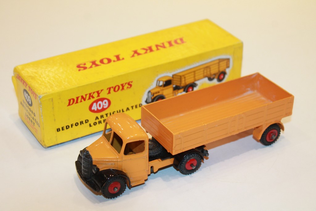 BEDFORD ARTICULATED LORRY DINKY TOYS 1/43°