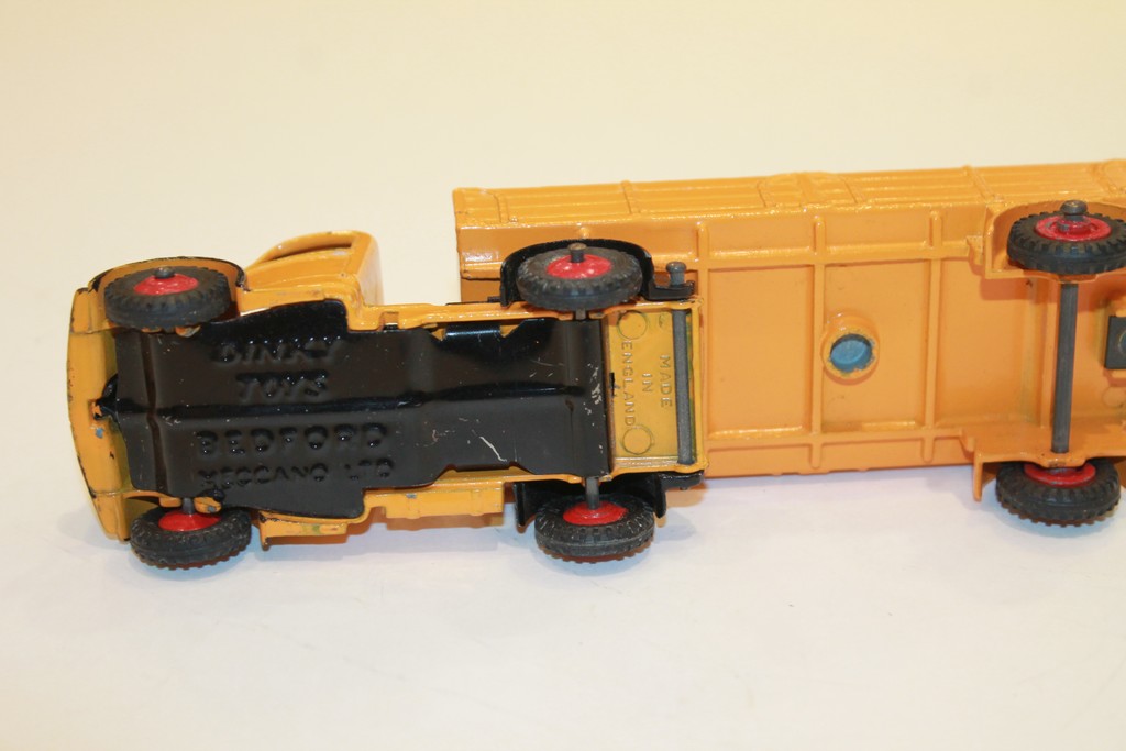 BEDFORD ARTICULATED LORRY DINKY TOYS 1/43°