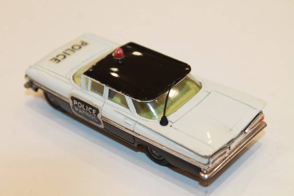 MAJORETTE ANCIENNE - Voiture De Police Chevrolet Impala - Éch 1/41