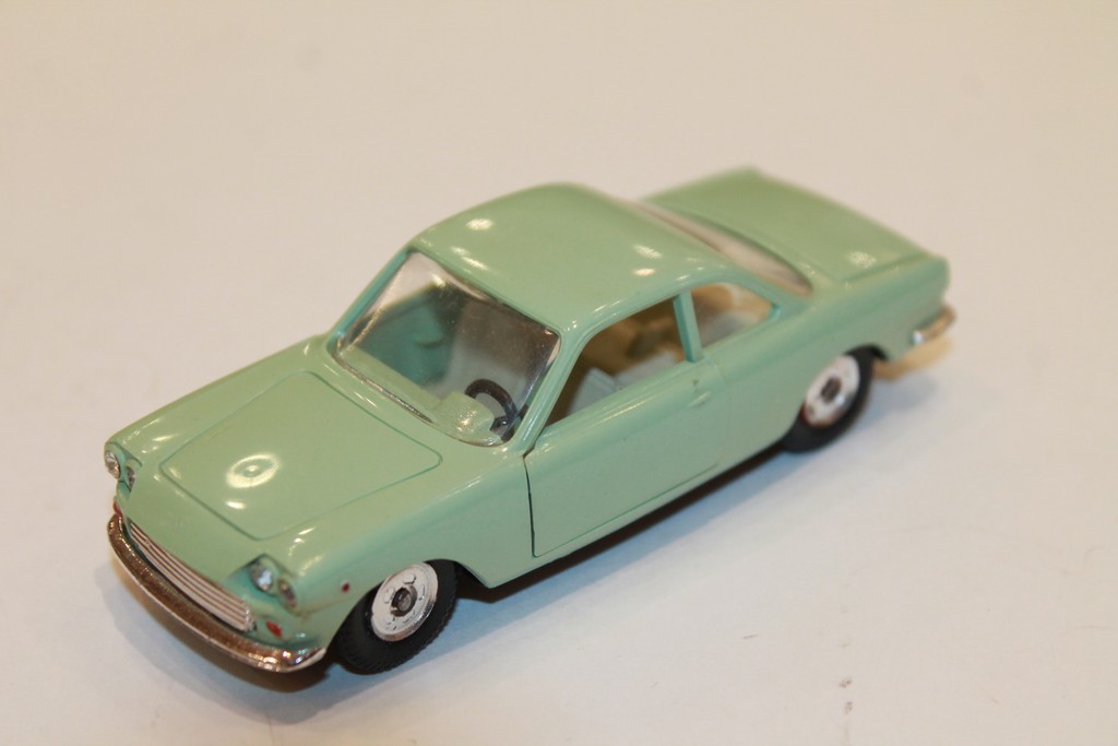 FIAT SIATA COUPE 1500 TS POLITOYS 1/43°