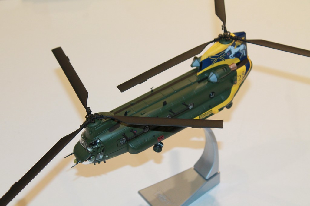 BOEING CHINOOK HC.4 CORGI 1/72°