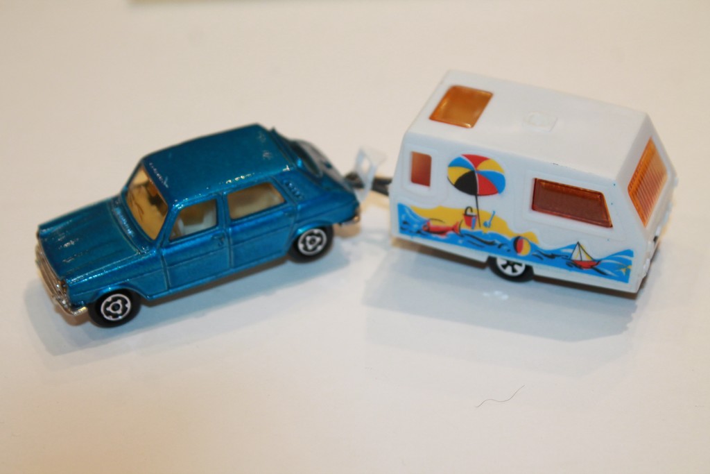 SIMCA 1100 + CARAVANE MAJORETTE 1/66°