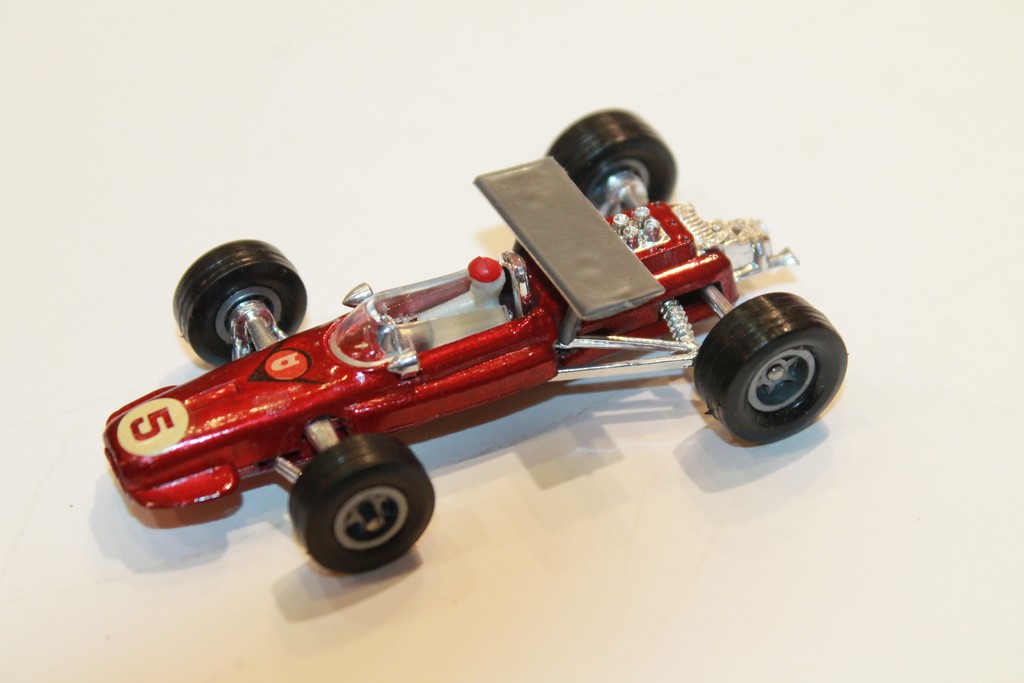 FERRARI F1 ROUGE MAJORETTE 1/66°