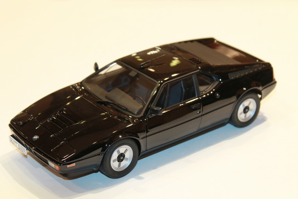 BMW M1 1980 NOIR NOREV 1/18°