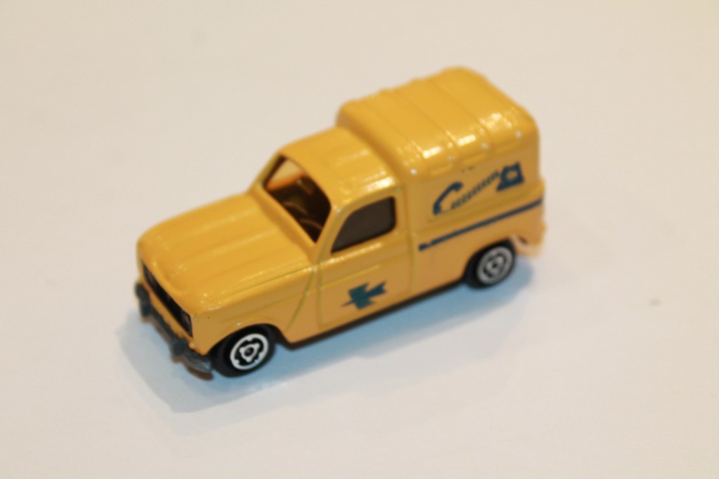 RENAULT 4 LA POSTE MAJORETTE 1/66°