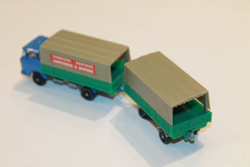 DAF 2600 + REMORQUE BACHEE MAJORETTE 1/66°