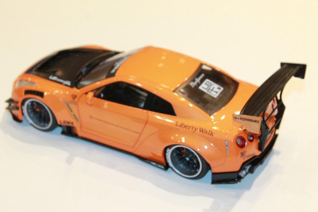 NISSAN GTR35 LB WORK TYPE2 ORANGE SOLIDO 1/18°