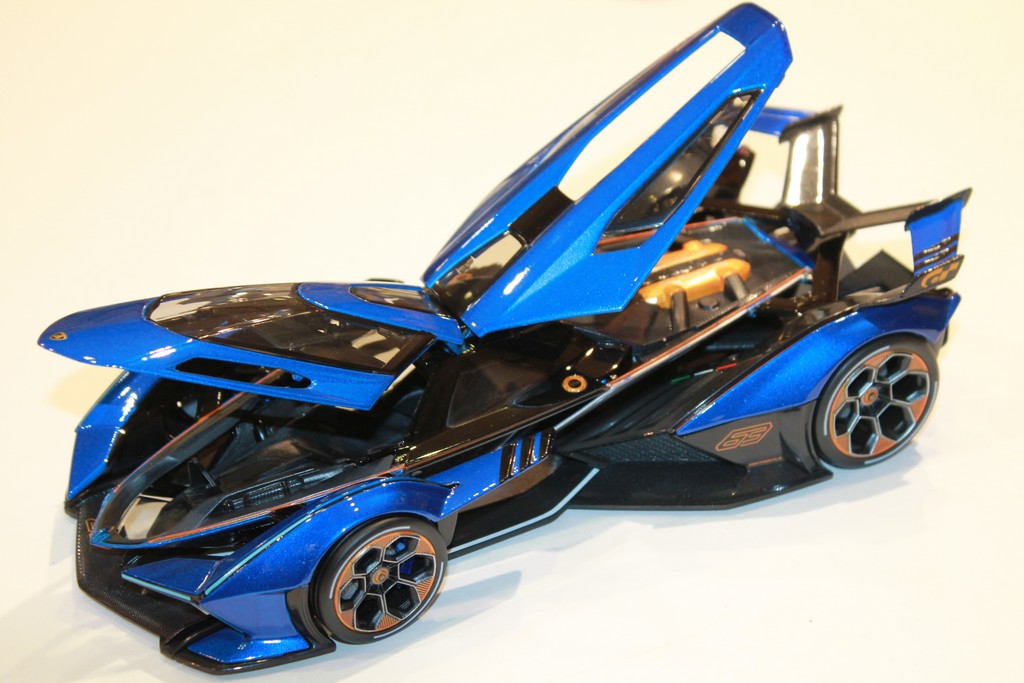 LAMBORGHINI V12 VISION GRAN TURISMO BLEU MAISTO 1/18°