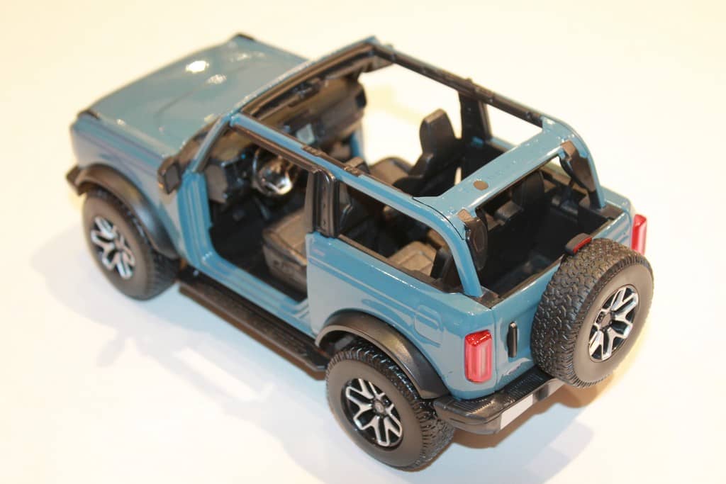 MODELLINO AUTO SCALA 1:18 Maisto FORD BRONCO BAD LANDS 2021 diecast
