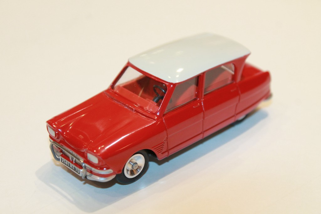CITROEN AMI 6 ROUGE SOLIDO 1/43°