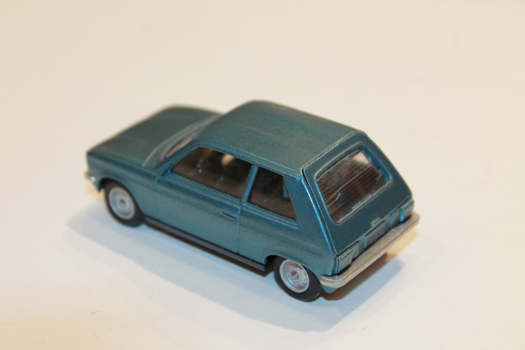 PEUGEOT 104 ZS BLEU SOLIDO 1/43°
