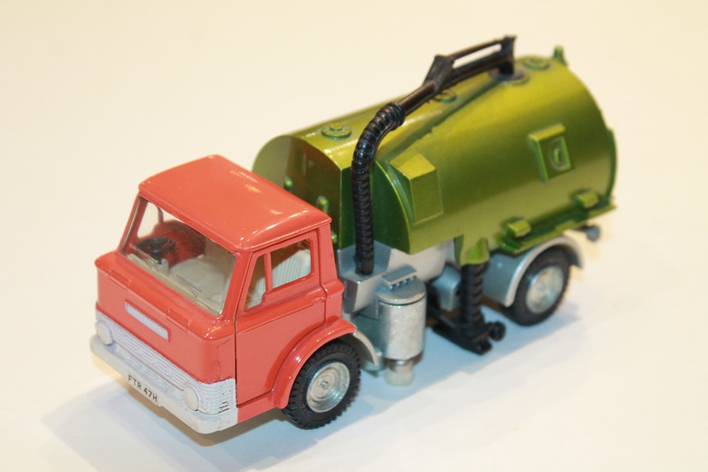JOHNSTON ROAD SWEEPER DINKY TOYS 1/43°