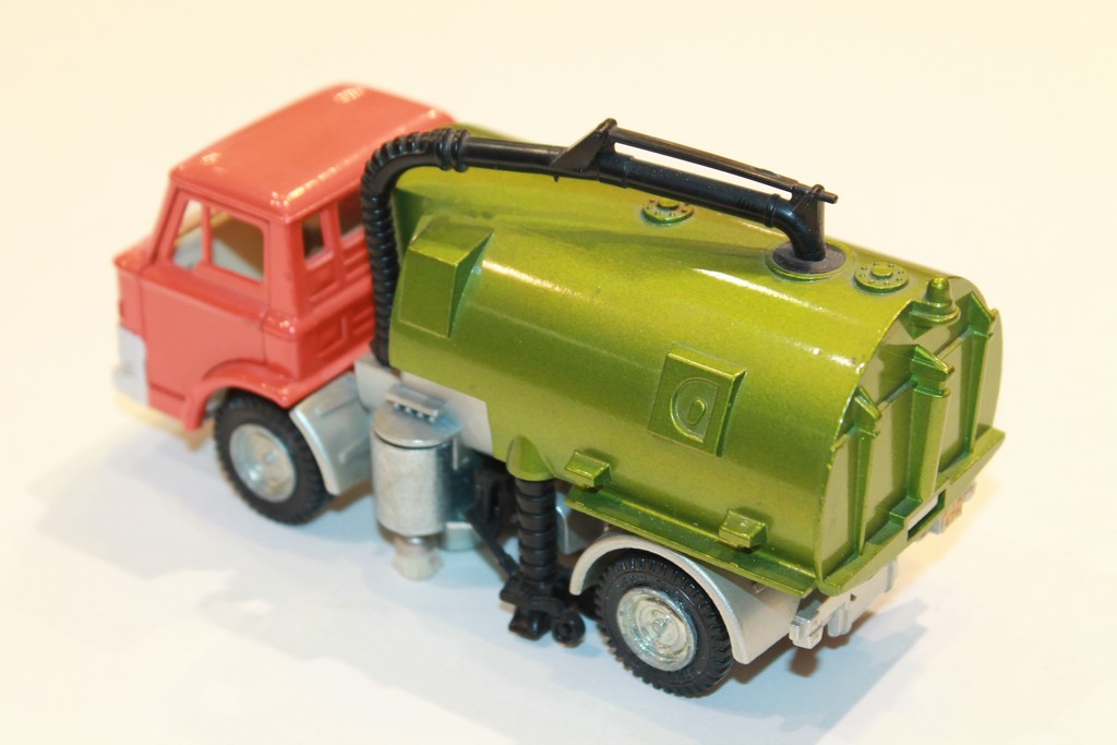 JOHNSTON ROAD SWEEPER DINKY TOYS 1/43°