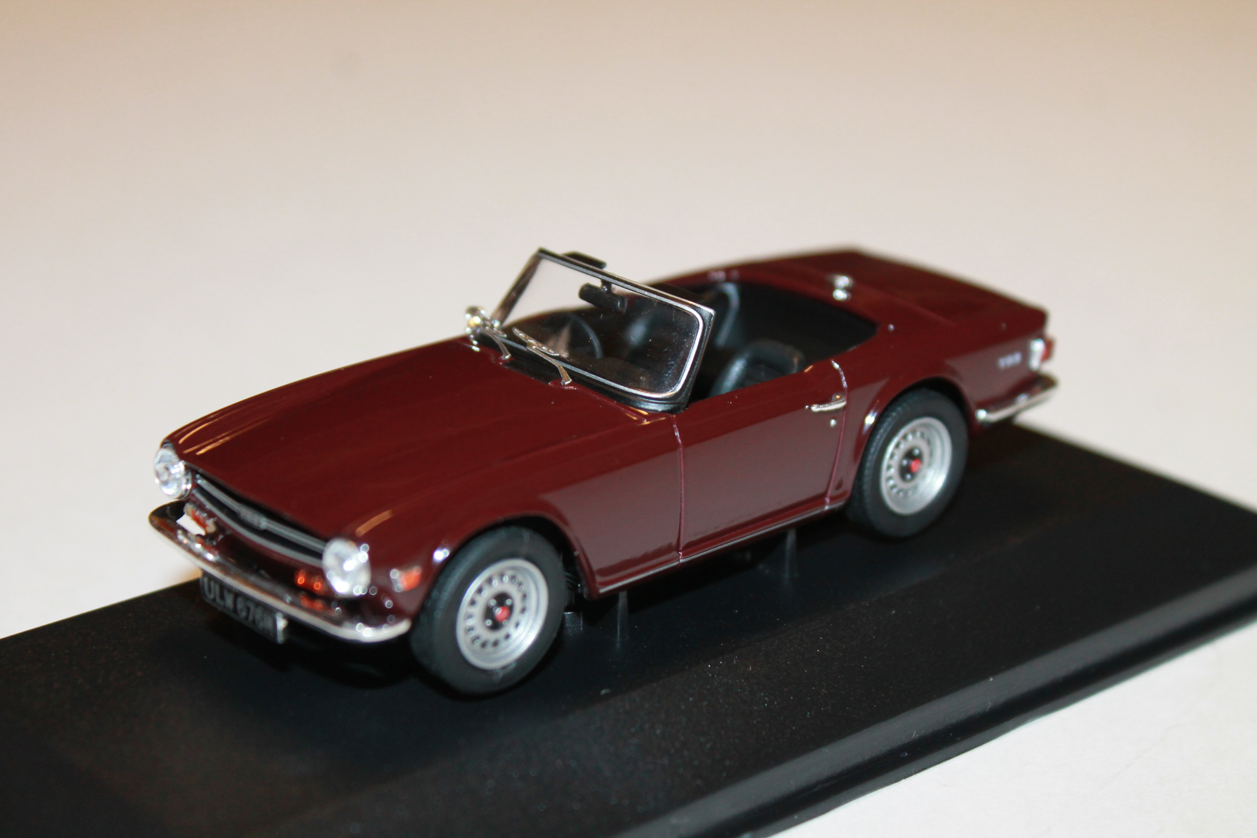 CABRIOLET DAMSON ROUGE