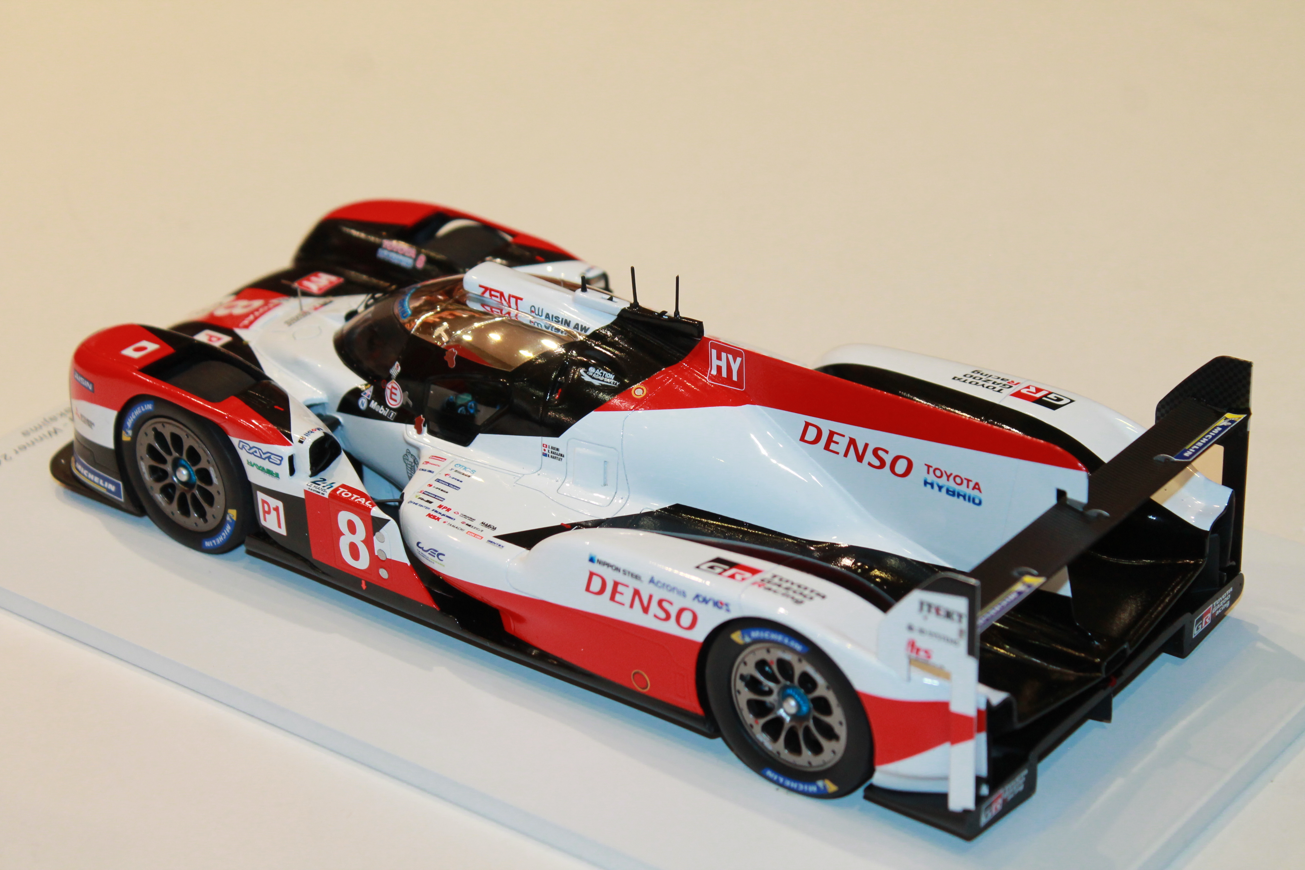 TOYOTA TS050 HYBRID N°8 - WINNER 24H LM 2020 SPARK 1/18°