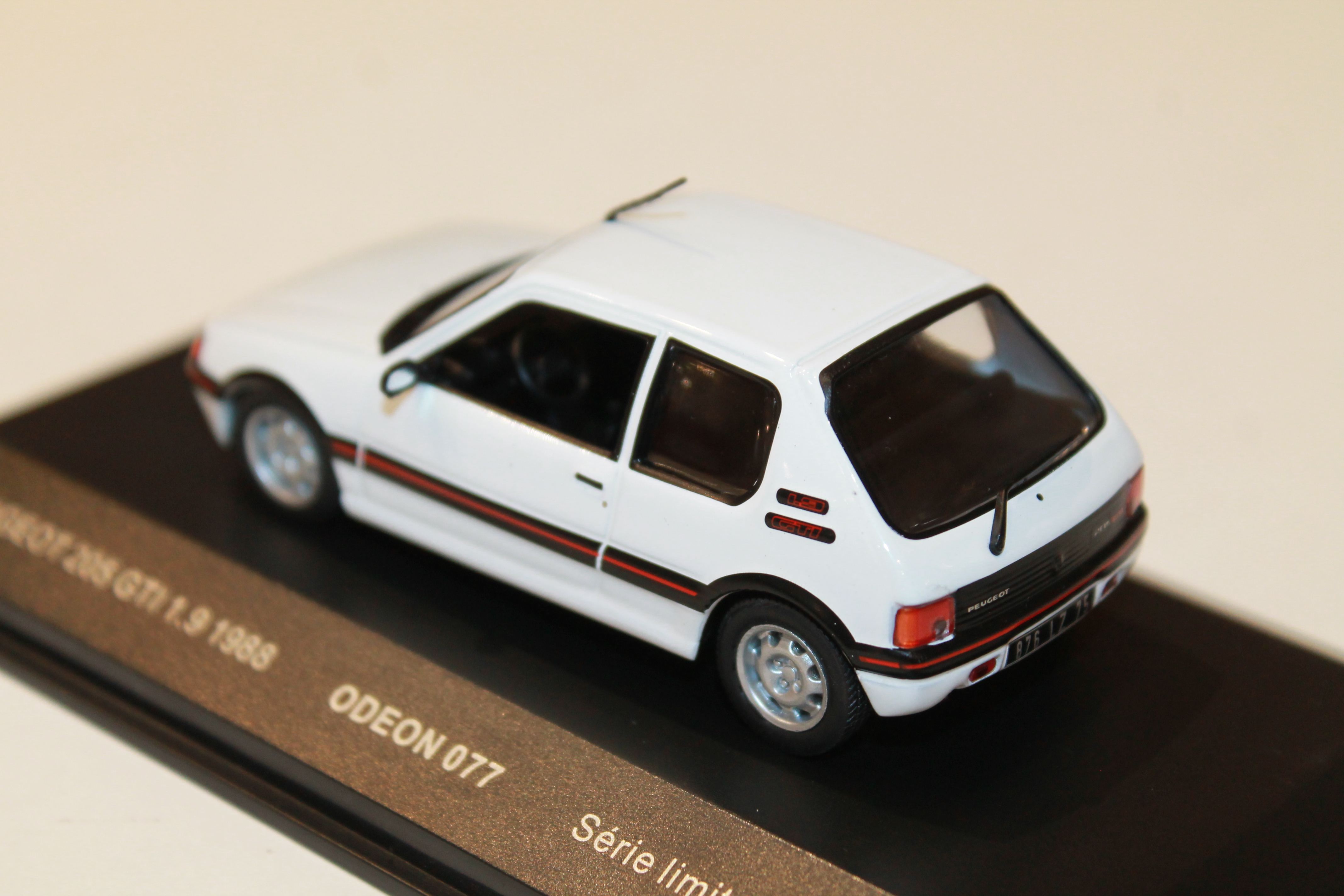 PEUGEOT 205 GTI 1.9 BLANCHE 1988 ODEON 1/43°