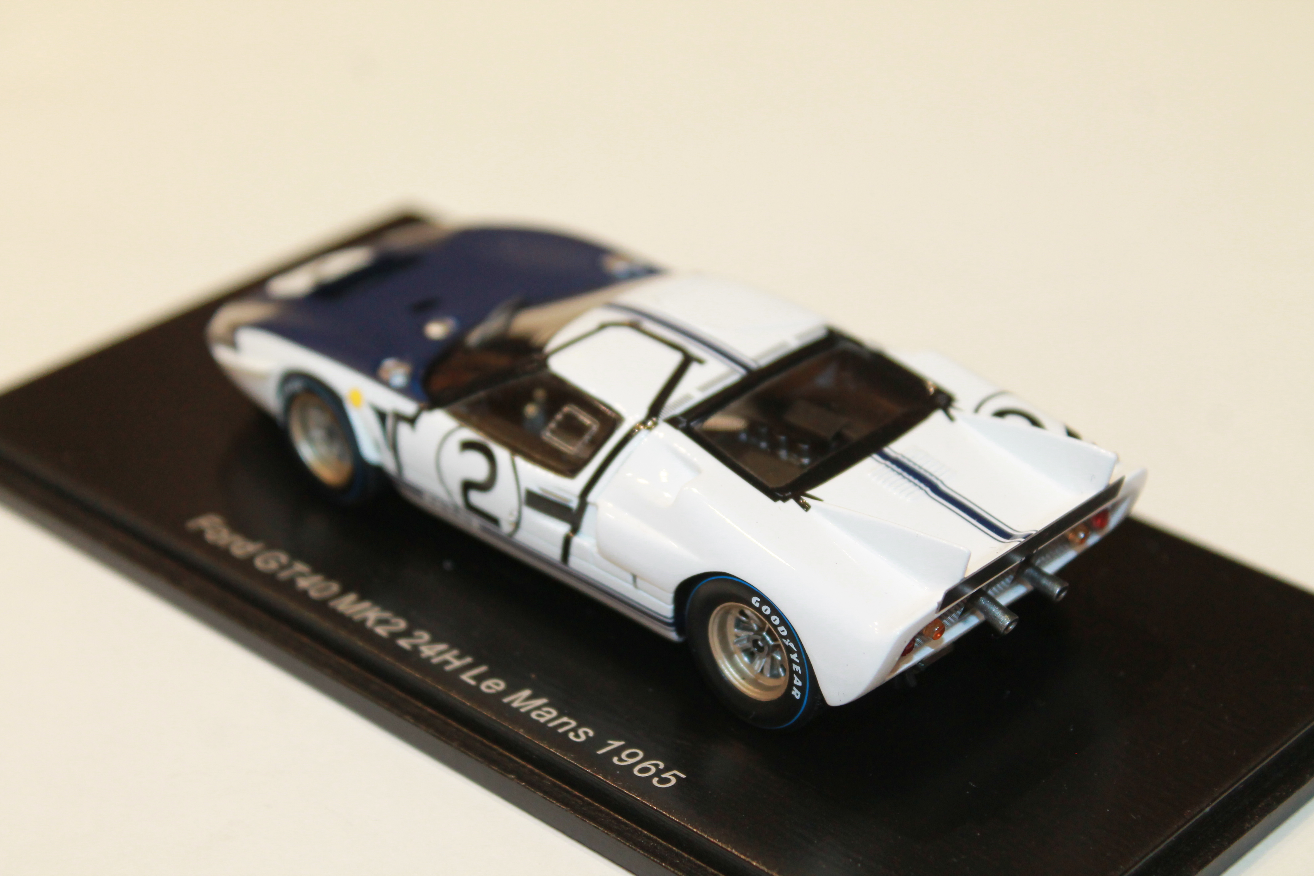 FORD GT40 MK2 N°2 24H LE MANS 1965 SPARK 1/43°