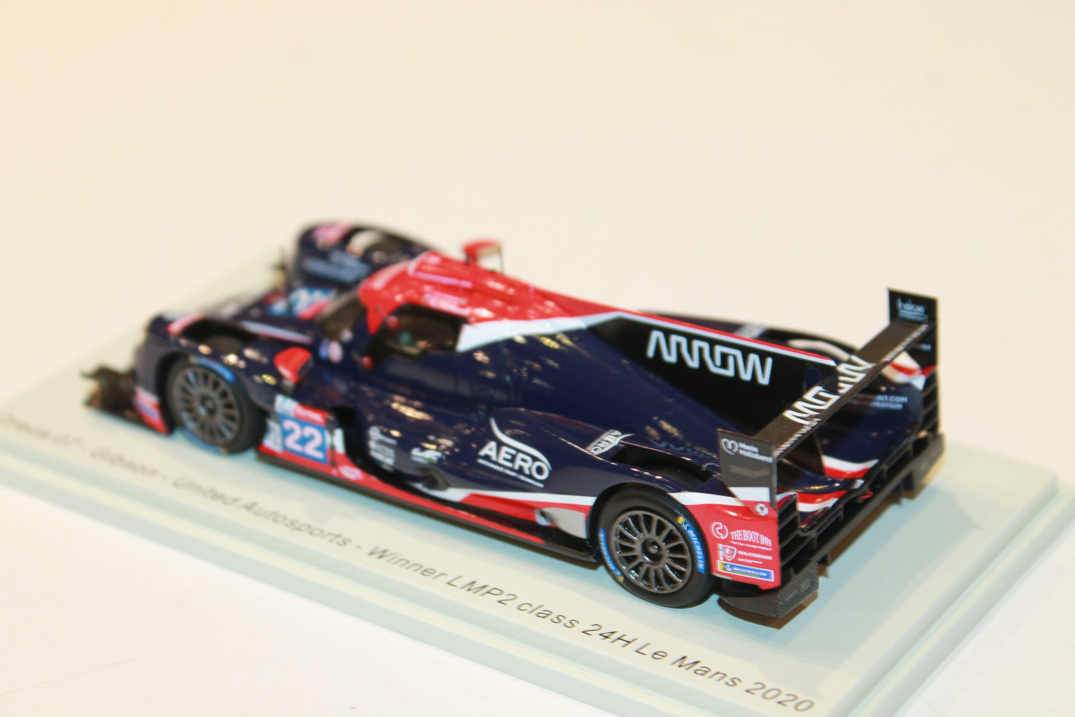 VOITURE VAINQUEUR DE LA CLASSE LMP2 DES 24 HEURES DU MANS 2020  PILOTES: ALBUQUERQUE / DI RESTA / HANSON
