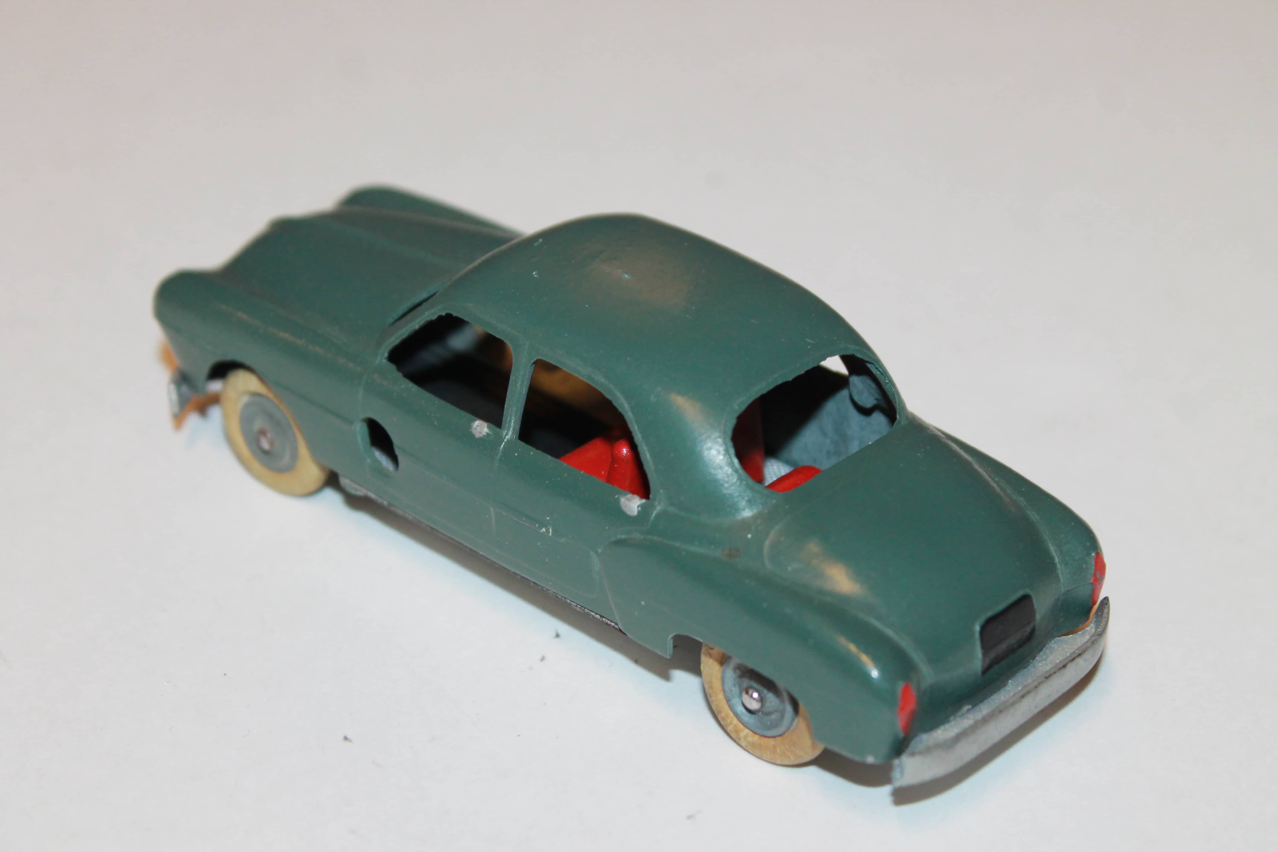 Solido Démontable Junior – Renault Frégate – Miniature – Occasion