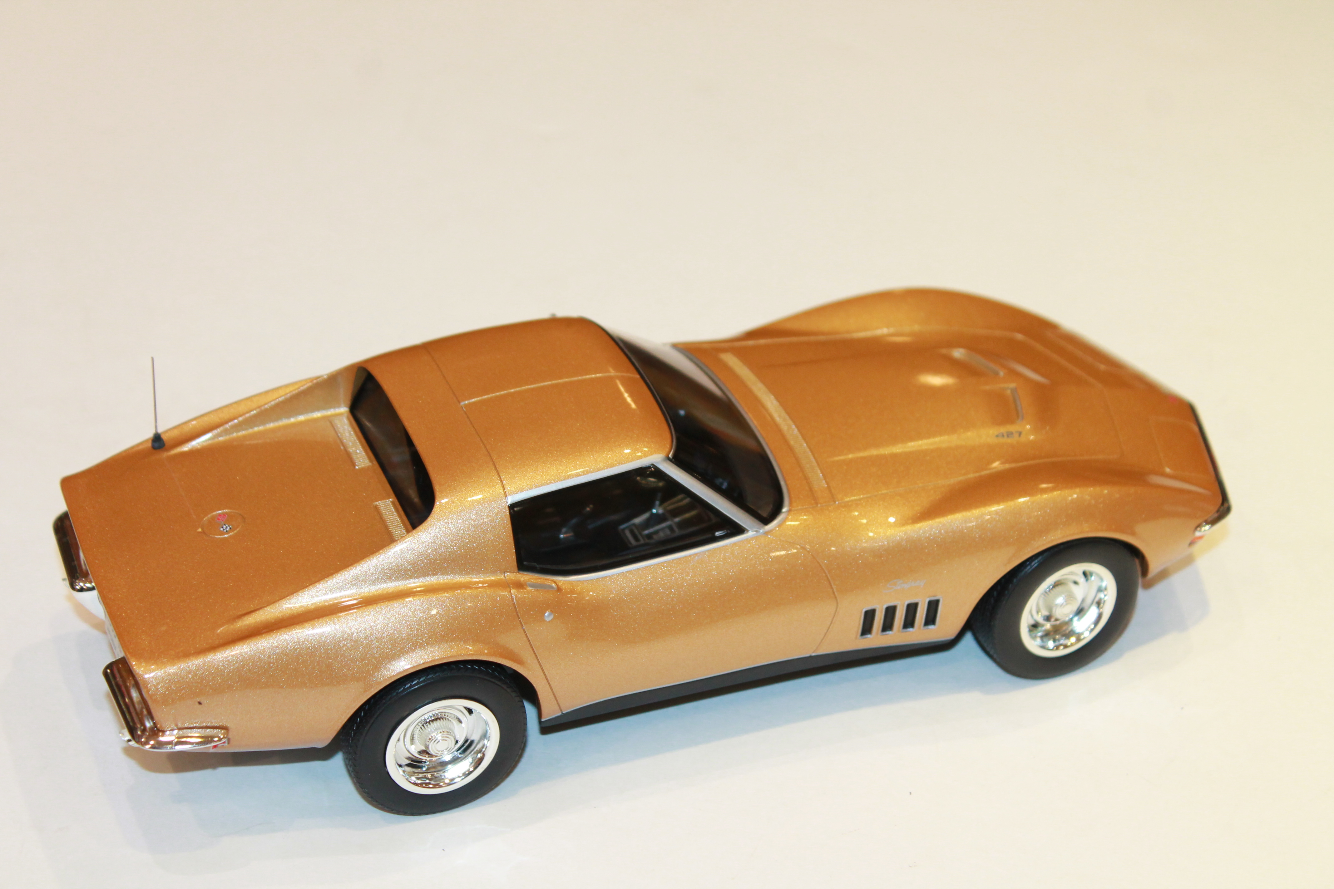 1/18 Norev Chevrolet Corvette Coupe 1969 Gold Metal Neuf Livraison À Domicile 