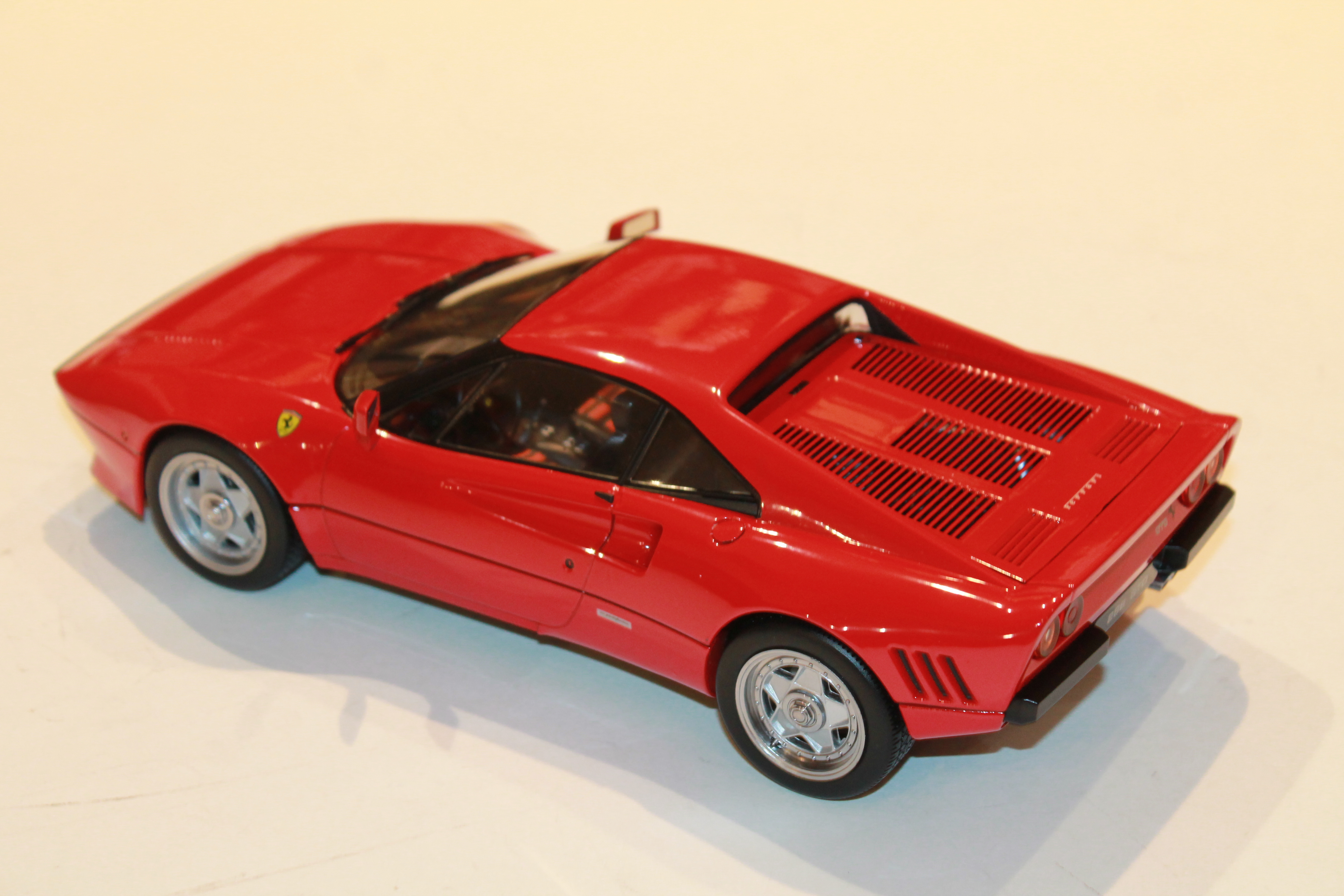 FERRARI 288 GTO 1984 KKSCALE 1/18°