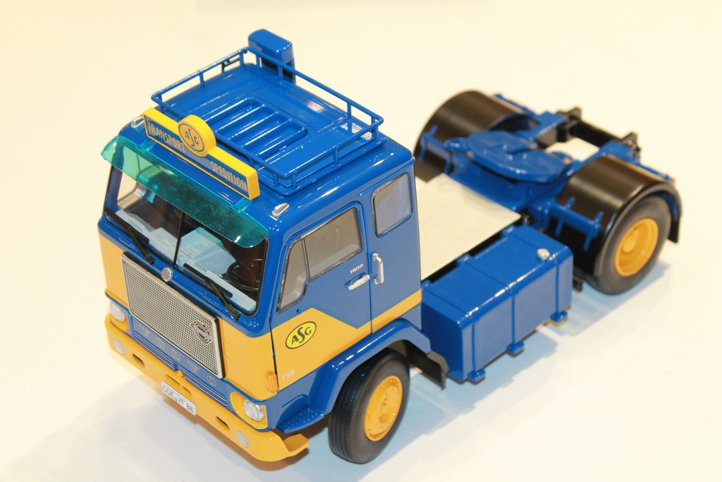 VOLVO F88 KKSCALE 1/18°