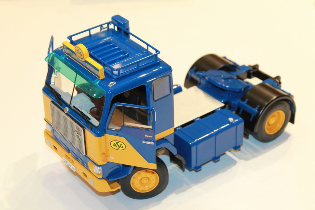 VOLVO F88 KKSCALE 1/18°