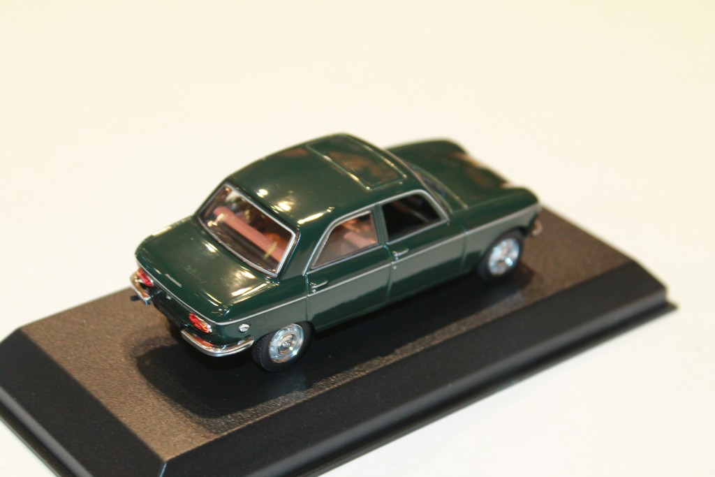 PEUGEOT 204 1966 VERTE NOREV 1/43°