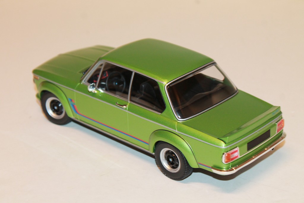 BMW 2002 TURBO VERTE MINICHAMPS 1/18°