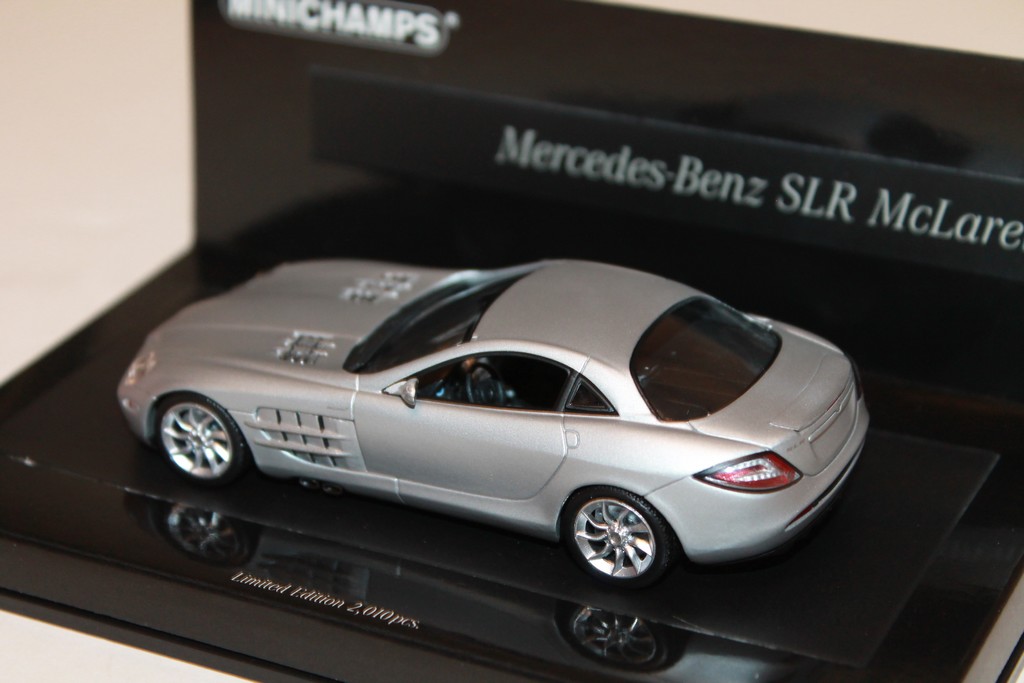 MERCEDES-BENZ SLR MCLAREN MINICHAMPS 1/43°