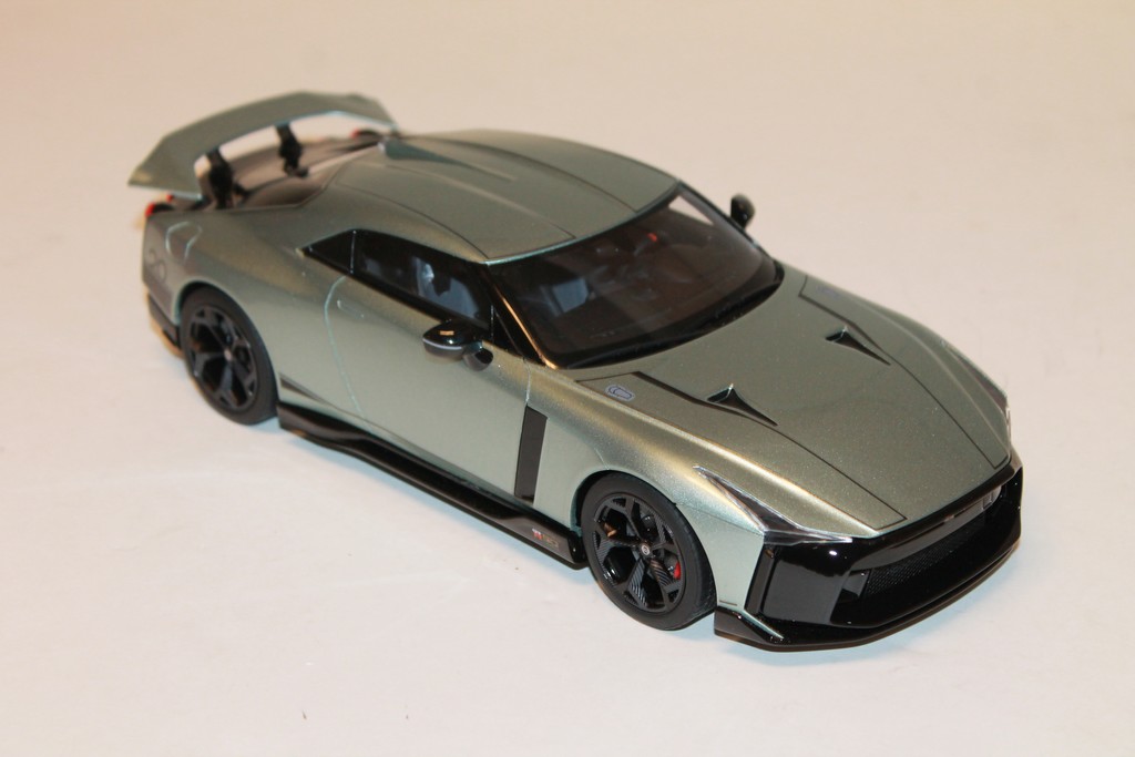 NISSAN GT-R R50 2021 GT SPIRIT 1/18°