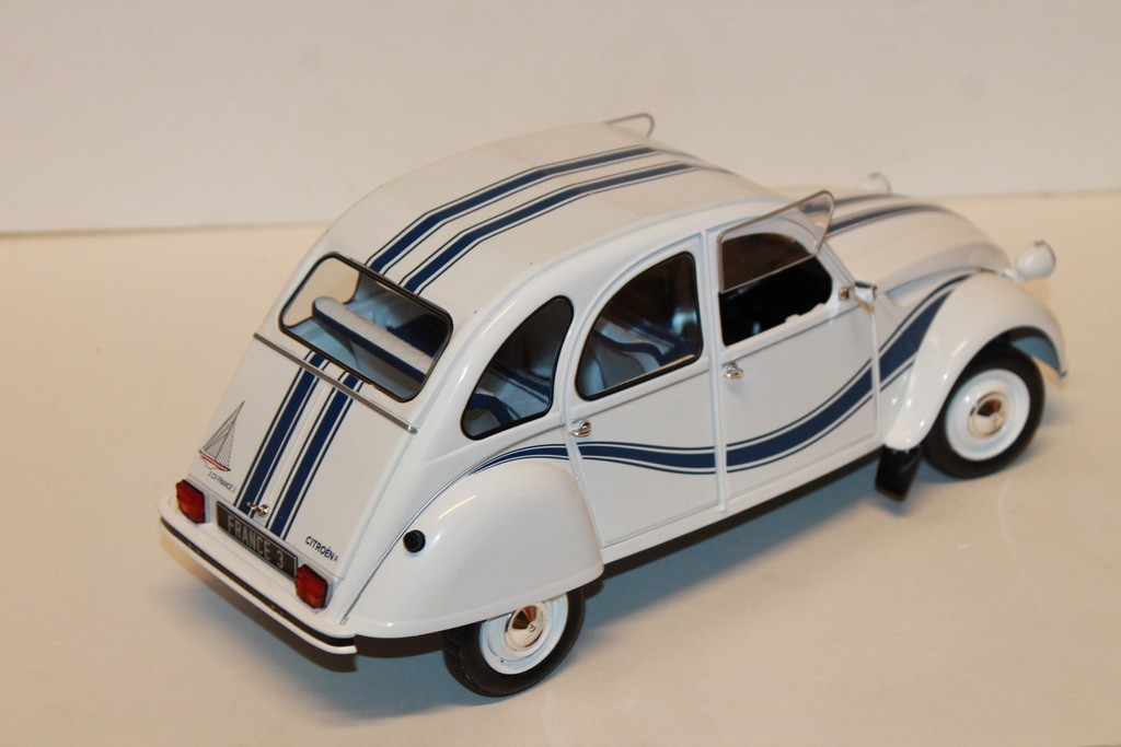 CITROEN 2CV FRANCE 3 1983 Z-MODELS 1/12°