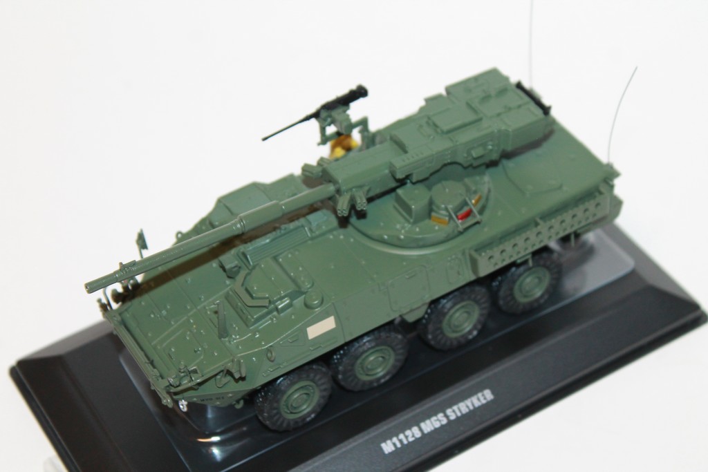 M1128 MGS STRYKER SOLIDO 1/48°