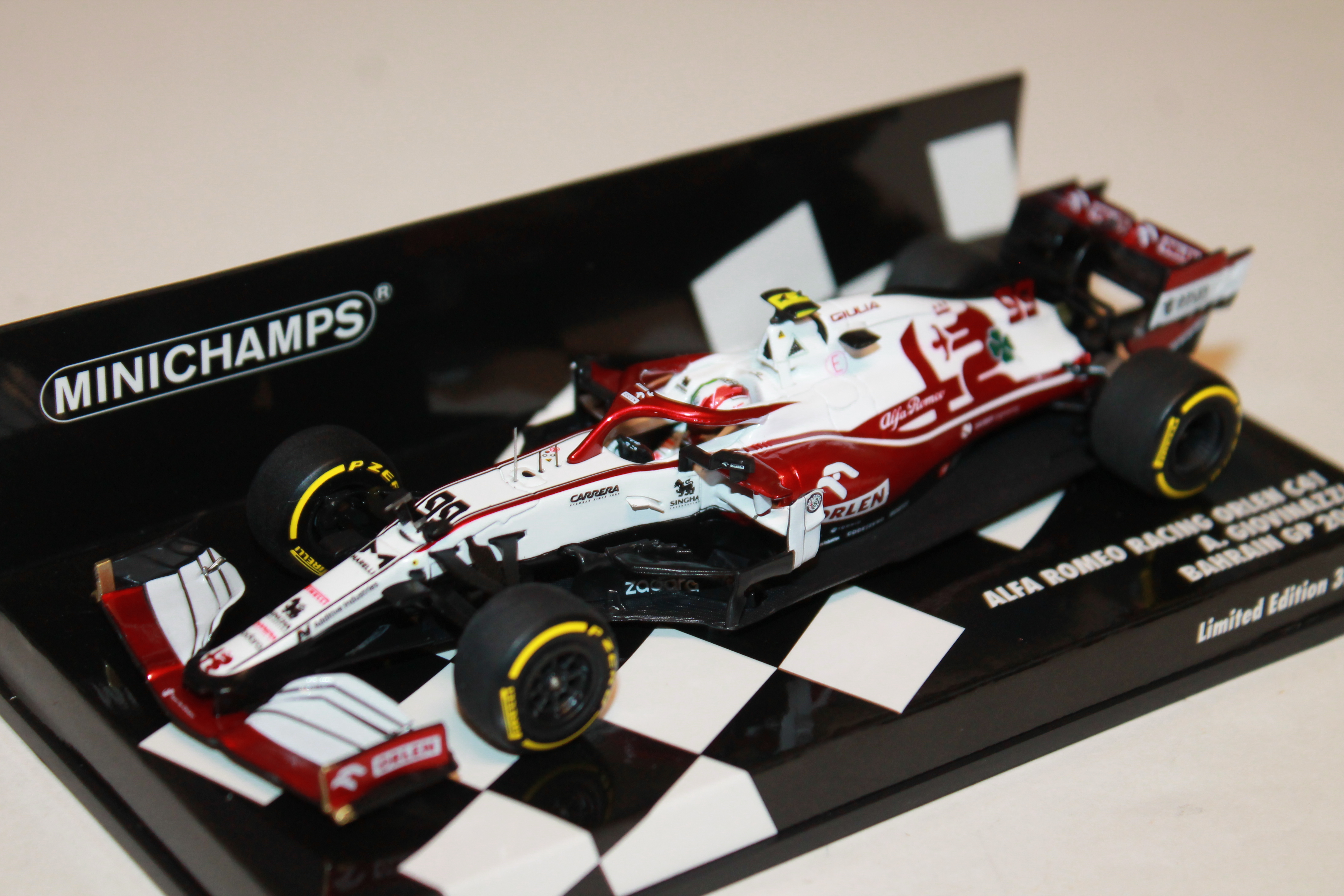 ALFA ROMEO RACING ORLEN C41 GIOVINAZZI BAHRAIN GP 2021 MINICHAMPS 1/43°