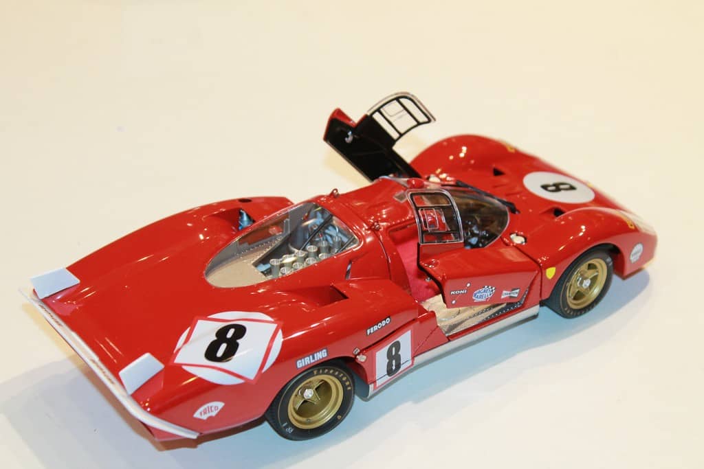 Ferrari 512 S 1970 ニュルブルクリンク1000km 1/18 Carrera DIGITAL