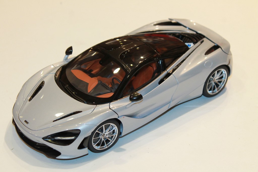 Mclaren 720s autoart on sale