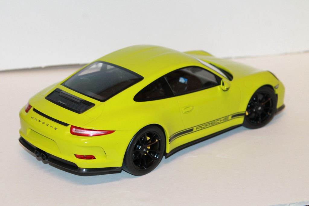PORSCHE 911 R JAUNE 2016 MINICHAMPS 1/12°