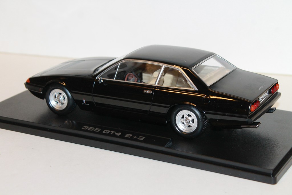 FERRARI 365 GT4 2+2 NOIR KKSCALE 1/18°