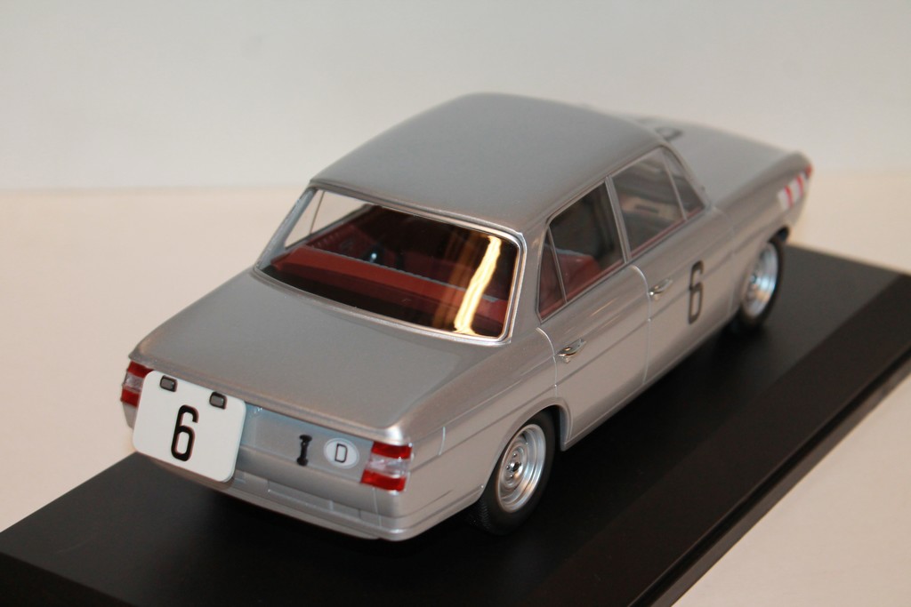 BMW 1800 TISA  N°6 SPA 1965 MINICHAMPS 1/18°