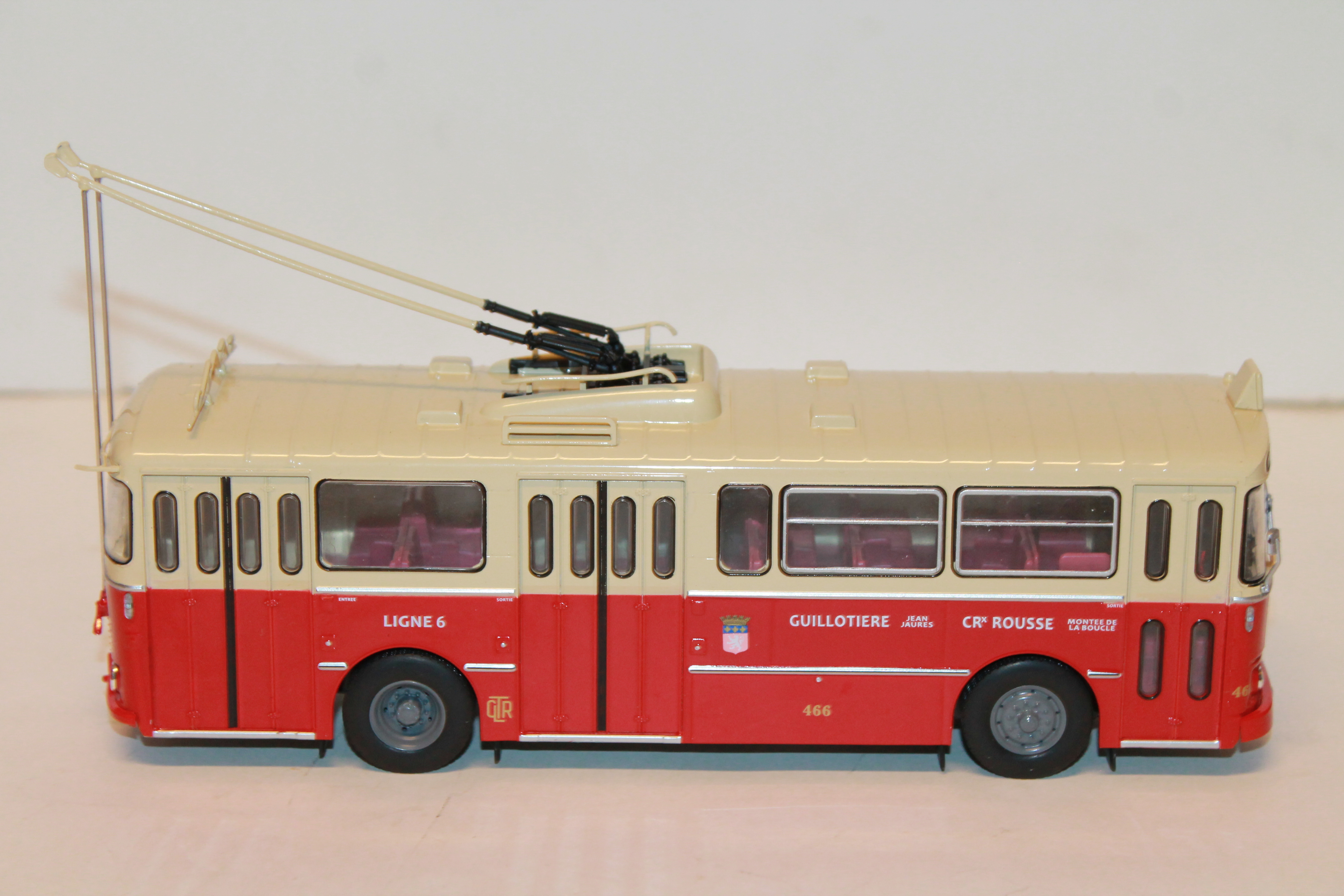 BERLIET VBH-85 TROLLEYBUS LYON "LIGNE 6" 1963 MIINIATURES LYON 1/43°