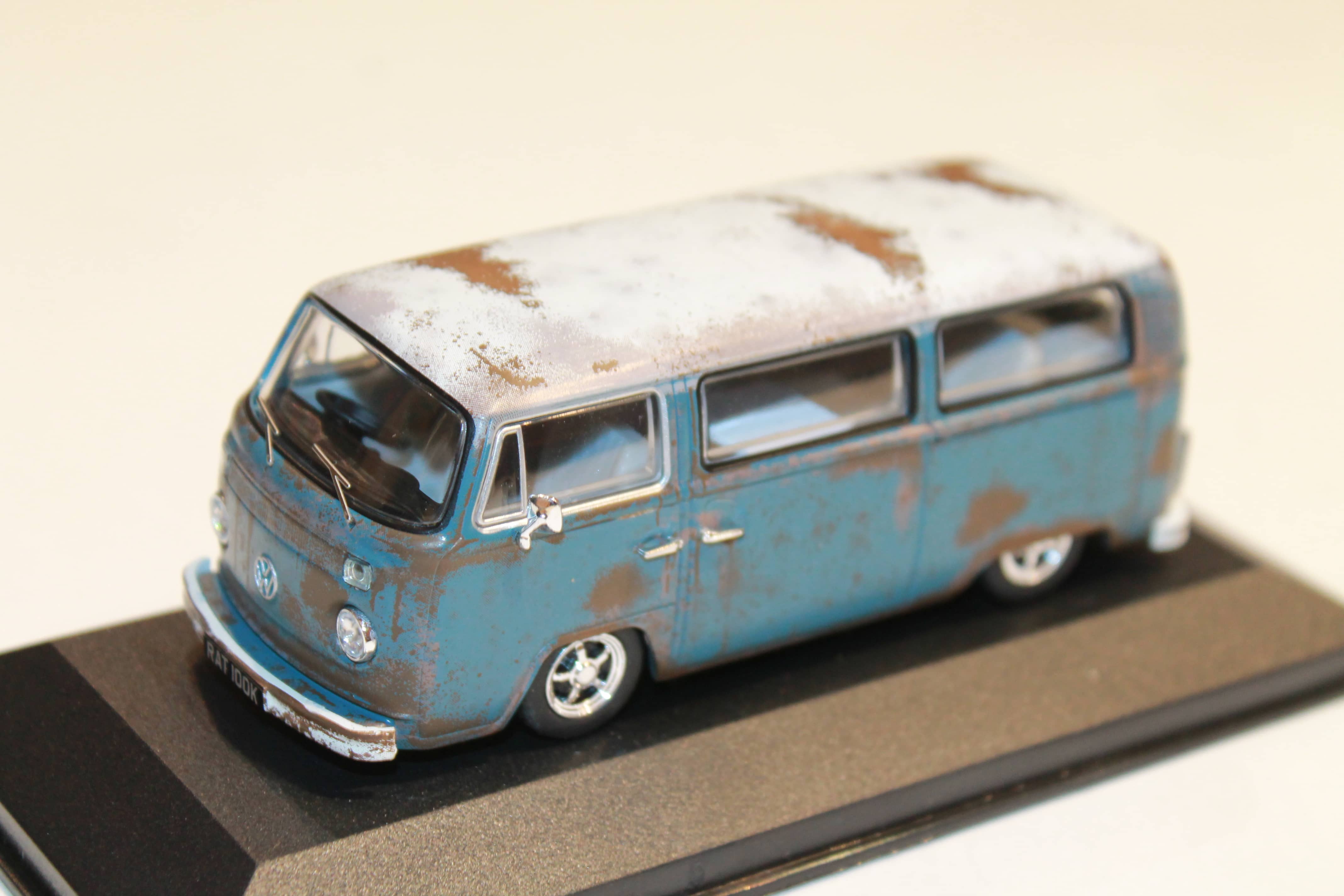 VOLKSWAGEN COMBI CAMPER