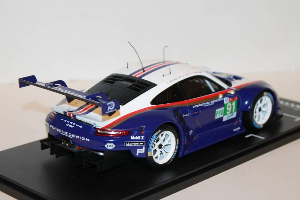 PORSCHE 911 RSR N°91 24H LM 2018 IXO 1/18°